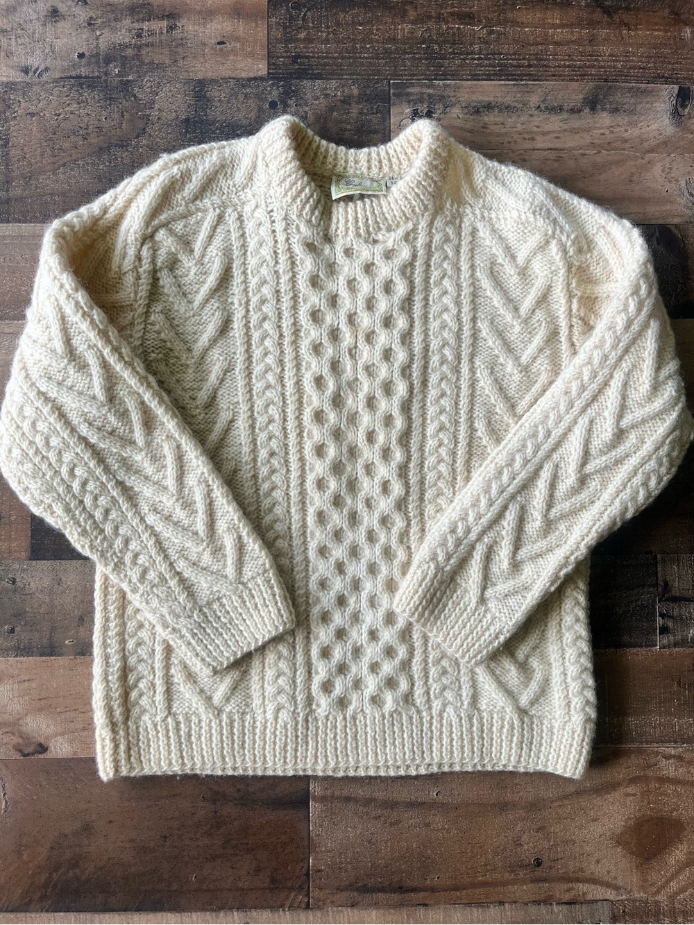 Women's Wool Cream Aran Cable Knit Crewneck Sweater | S